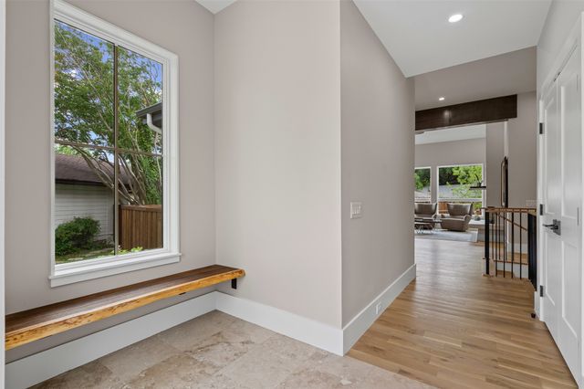 9007 Leaside Drive, Dallas, TX 75238