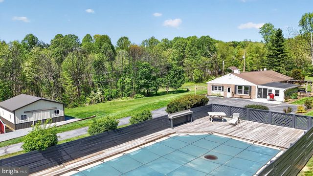 358 LAMMEY RD, Honey Brook, PA 19344