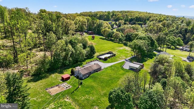 358 LAMMEY RD, Honey Brook, PA 19344