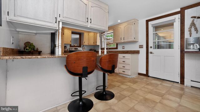 358 LAMMEY RD, Honey Brook, PA 19344
