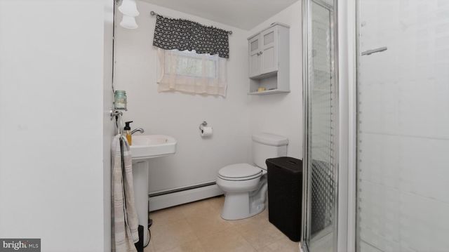 358 LAMMEY RD, Honey Brook, PA 19344