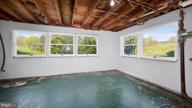358 LAMMEY RD, Honey Brook, PA 19344