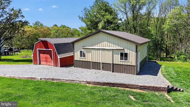 358 LAMMEY RD, Honey Brook, PA 19344