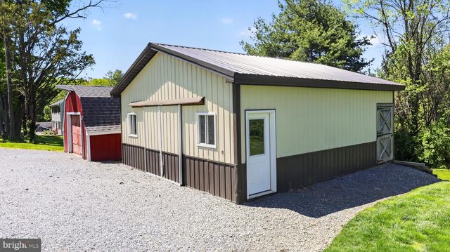 358 LAMMEY RD, Honey Brook, PA 19344