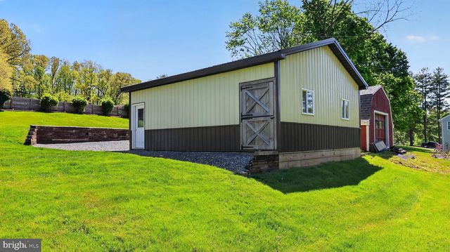 358 LAMMEY RD, Honey Brook, PA 19344