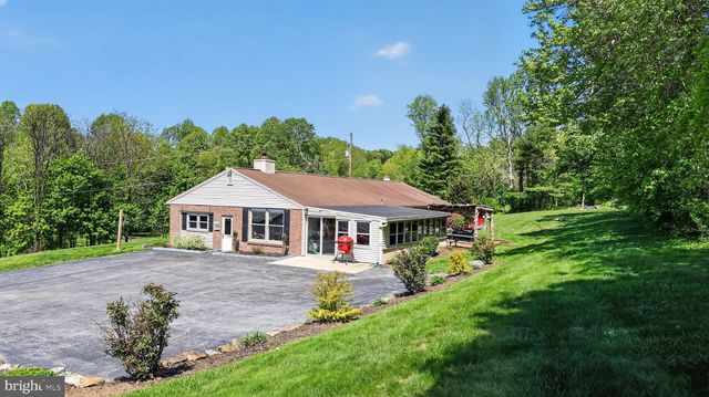358 LAMMEY RD, Honey Brook, PA 19344
