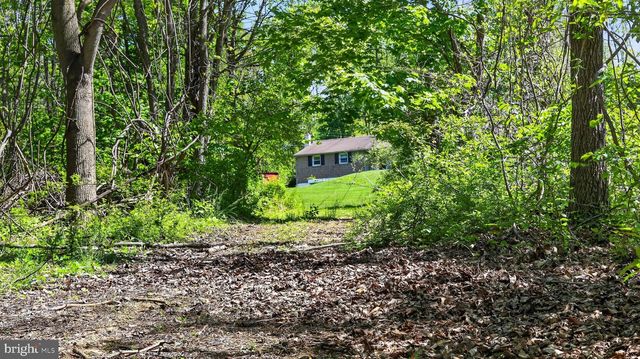 358 LAMMEY RD, Honey Brook, PA 19344