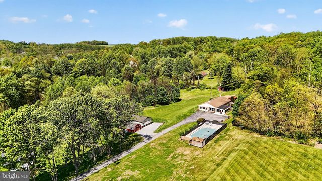 358 LAMMEY RD, Honey Brook, PA 19344