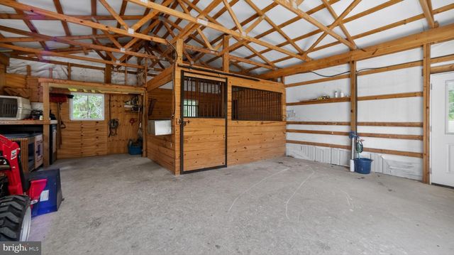 358 LAMMEY RD, Honey Brook, PA 19344
