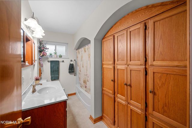 5439 Ketukkee Trail, Toledo, OH 43611