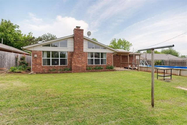 5509 NW 65th Street, Warr Acres, OK 73132