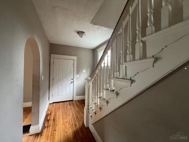 815 Pedretti Avenue, Cincinnati, OH 45238