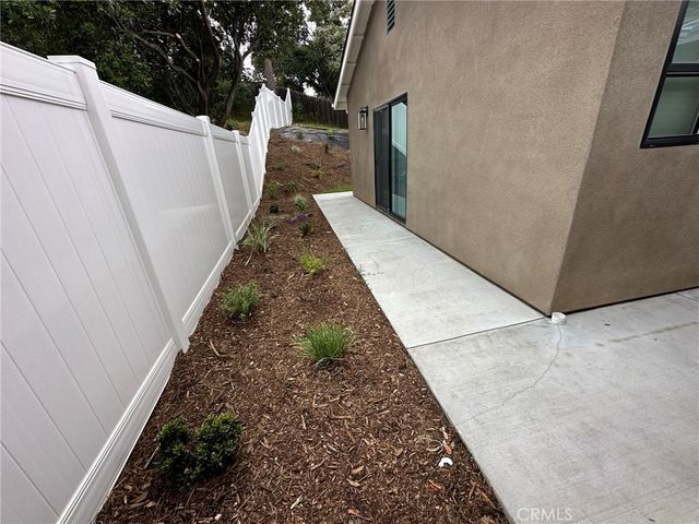 1155 N Currier Avenue B, Simi Valley, CA 93065