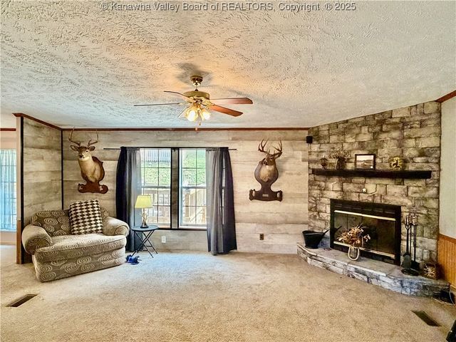 7932 Hurricane Creek Road, Winfield, WV 25213