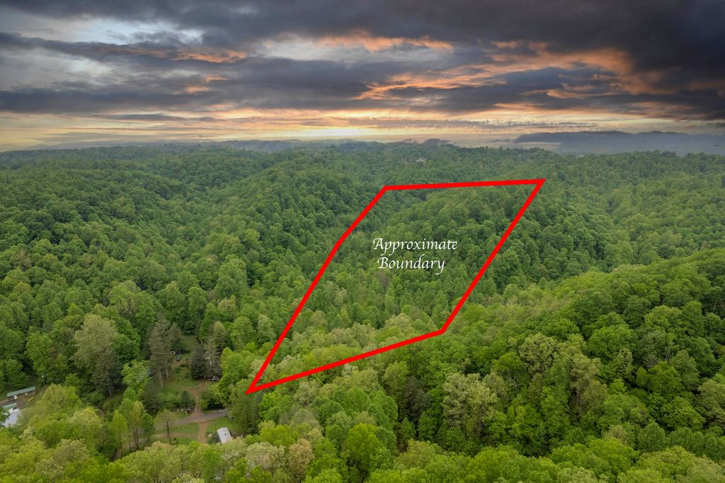 9999 Martins Trail, Stanford, KY 40484