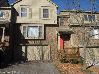 4250 BRECKENRIDGE Drive, West Bloomfield Charter Township, MI 48322