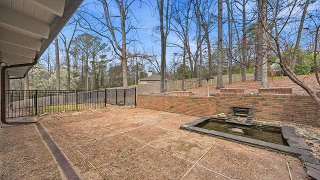 820 Atkinson Drive, Dalton, GA 30720