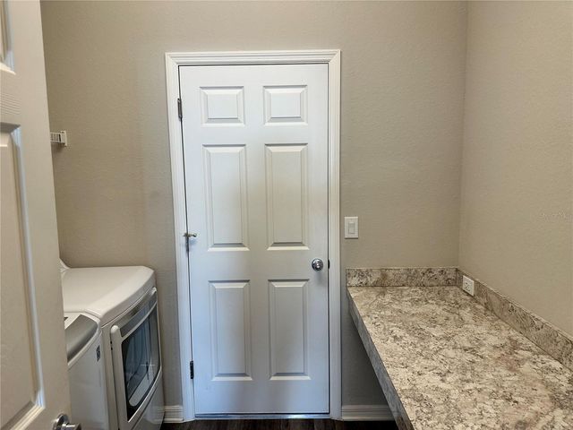 544 GADSDEN LANE, Polk City, FL 33868