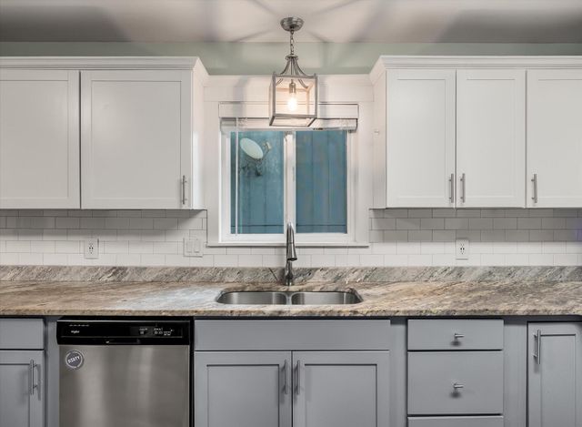 108 Lancer Drive, Summerville, SC 29485