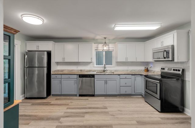108 Lancer Drive, Summerville, SC 29485