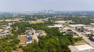 1424 Diceman Avenue, Dallas, TX 75203