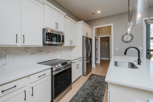 4630 EVERLEE PARKWAY, Hoover, AL 35244