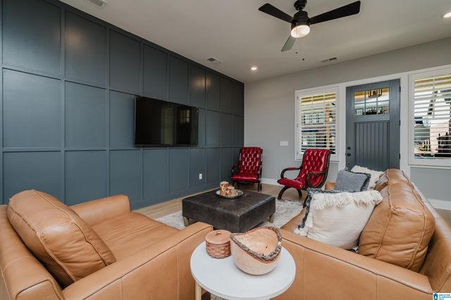 4630 EVERLEE PARKWAY, Hoover, AL 35244