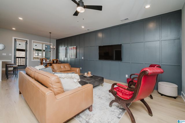 4630 EVERLEE PARKWAY, Hoover, AL 35244