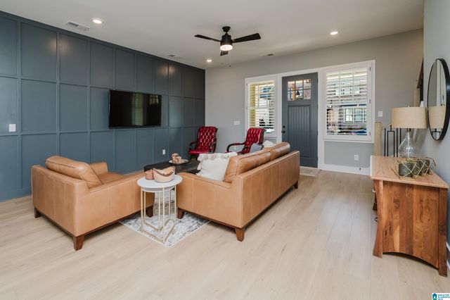 4630 EVERLEE PARKWAY, Hoover, AL 35244