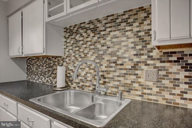 483 DELANCEY COURT, Mechanicsburg, PA 17055