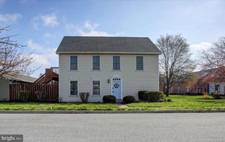 483 DELANCEY COURT, Mechanicsburg, PA 17055