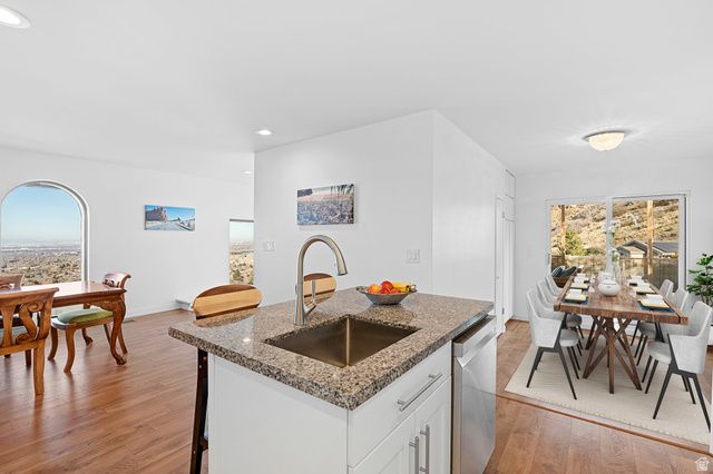 3252 S TETON DR, Salt Lake City, UT 84109