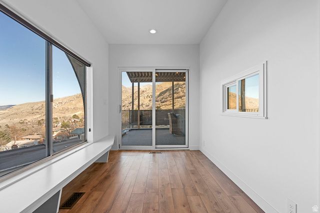 3252 S TETON DR, Salt Lake City, UT 84109