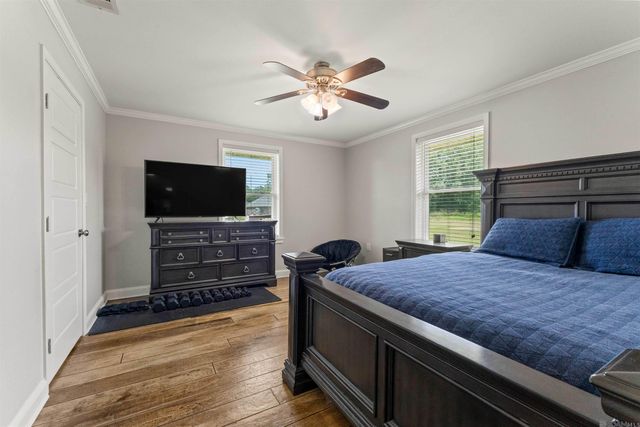 45447 Gold Place Rd, St Amant, LA 70774