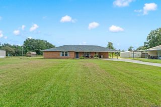 45447 Gold Place Rd, St Amant, LA 70774