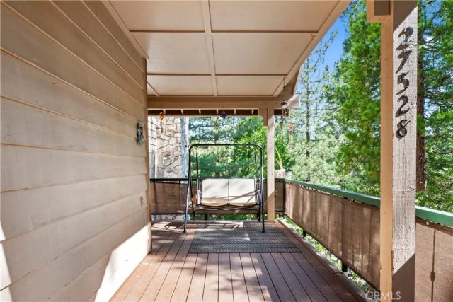 27528 Ashwood Lane, Lake Arrowhead, CA 92352