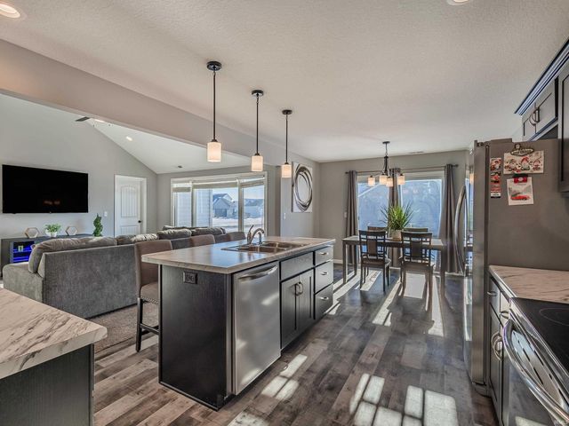 13155 Fringe Tree Trail, Fort Wayne, IN 46814