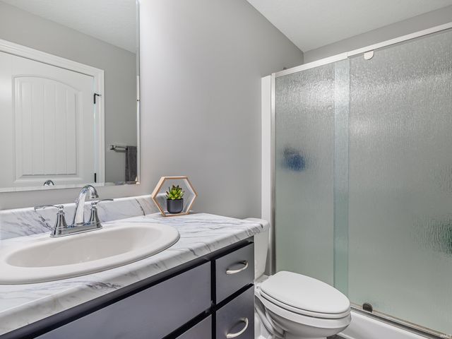 13155 Fringe Tree Trail, Fort Wayne, IN 46814