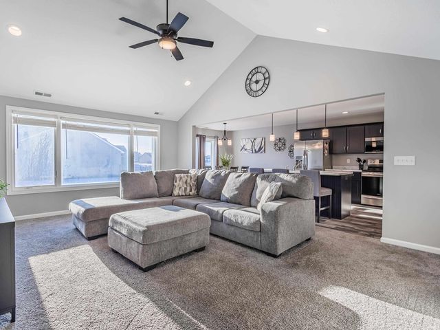 13155 Fringe Tree Trail, Fort Wayne, IN 46814