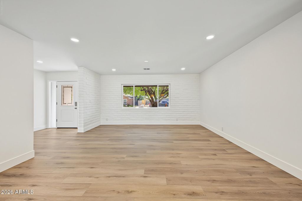 3008 W GAIL Road, Phoenix, AZ 85029 — photo 4