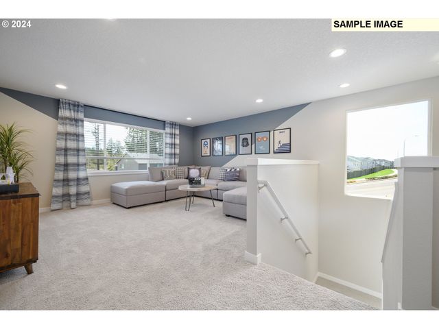 8502 N 7TH St 210, Ridgefield, WA 98642