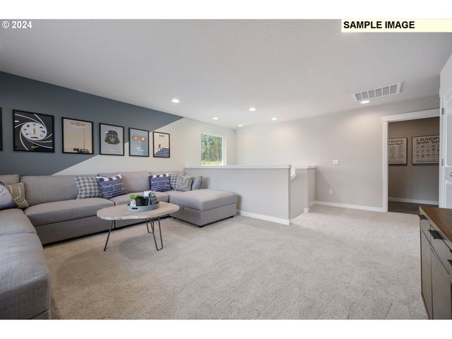 8502 N 7TH St 210, Ridgefield, WA 98642