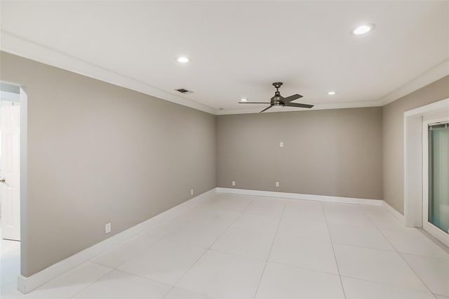 880 NW 48th Ave, Coconut Creek, FL 33063