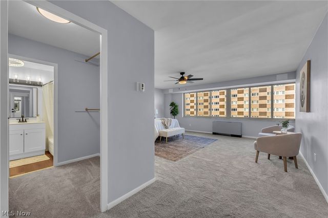 12520 Edgewater Drive 1005, Lakewood, OH 44107