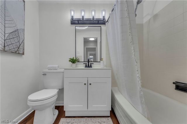 12520 Edgewater Drive 1005, Lakewood, OH 44107