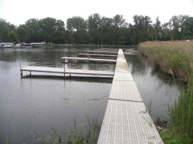 8300 Reva Bay Lane SLIP4, Fox Lake, IL 60020