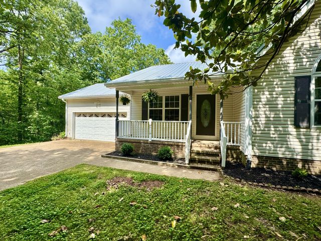 130 Jordan Ln, Hohenwald, TN 38462