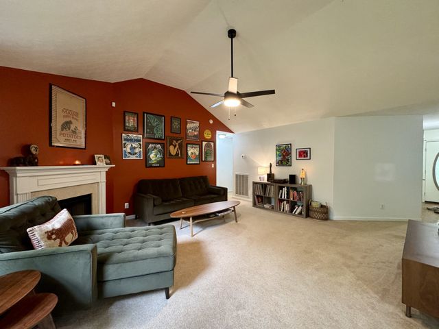 130 Jordan Ln, Hohenwald, TN 38462