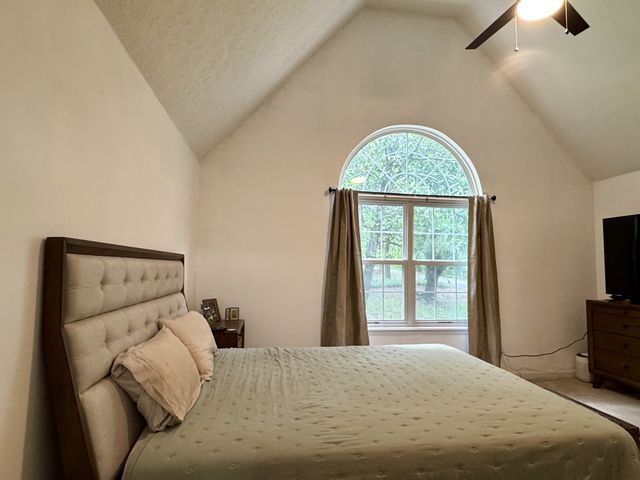 130 Jordan Ln, Hohenwald, TN 38462