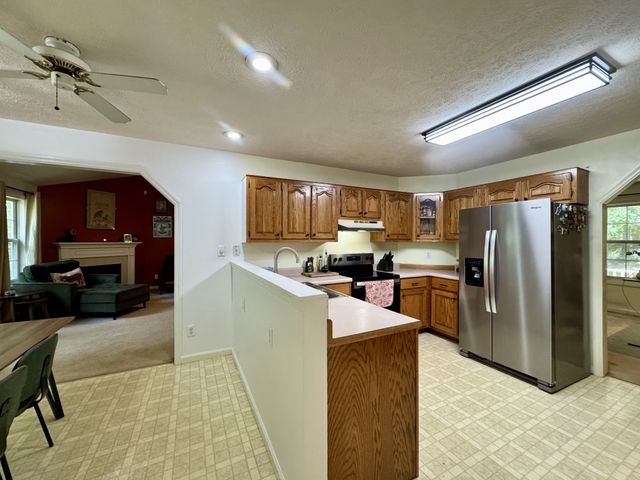 130 Jordan Ln, Hohenwald, TN 38462